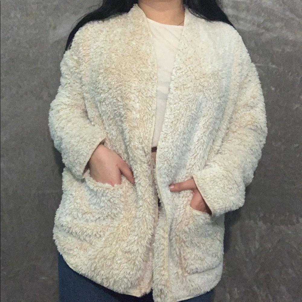 🌿 faux fur cardigan